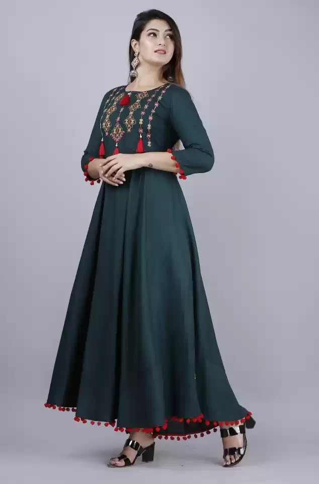 Women Embroidered Rayon Anarkali Kurta  (Green)